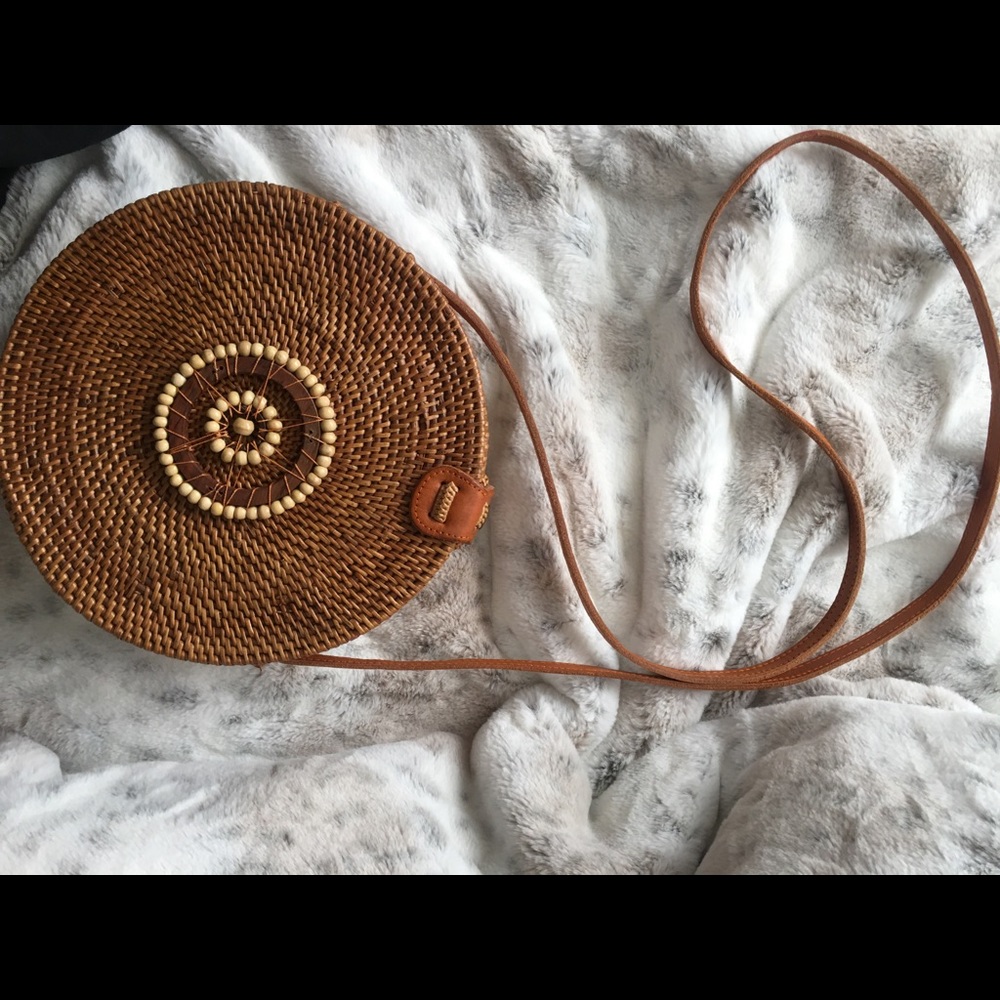 Straw studios bag